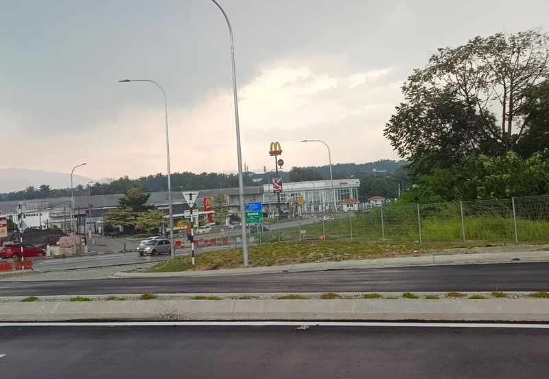 Commercial Land Corner Mainroad Jalan Semenyih  (Q4992)