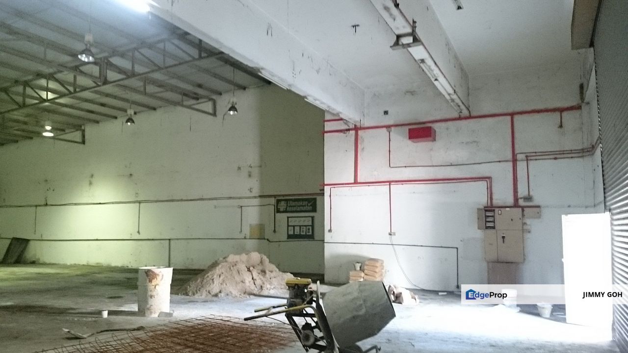 1.5 Storey Semi-D Factory FREEHOLD Ampang, Selangor, Ampang