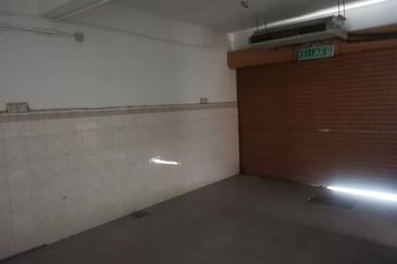 Shop 20x70 Taman Mulia Jaya Saujana Ampang (Q5003)
