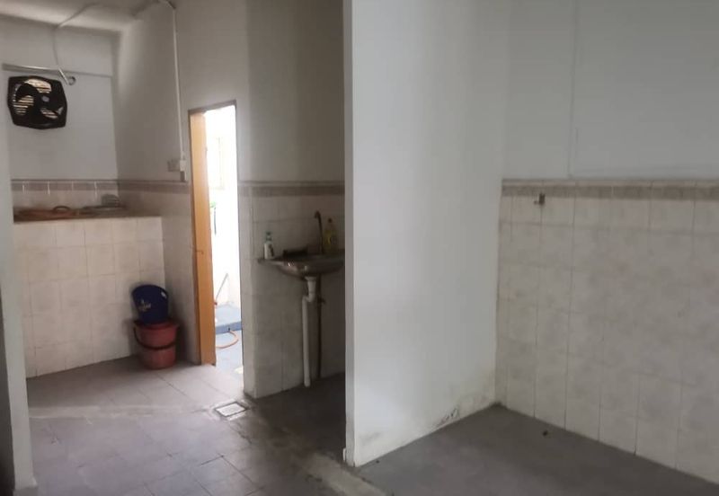 Shop 20x70 Taman Mulia Jaya Saujana Ampang (Q5003)