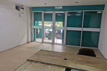 Shop 20x70 Taman Mulia Jaya Saujana Ampang (Q5003)