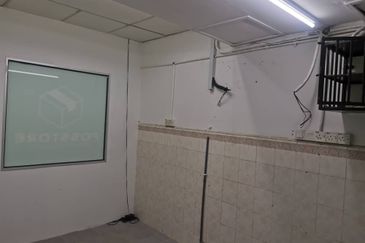 Shop 20x70 Taman Mulia Jaya Saujana Ampang (Q5003)