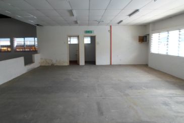 1.5 Storey Semi-D Factory Bukit Permai Cheras (Q1431)