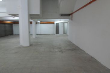 1.5 Storey Semi-D Factory Bukit Permai Cheras (Q1431)