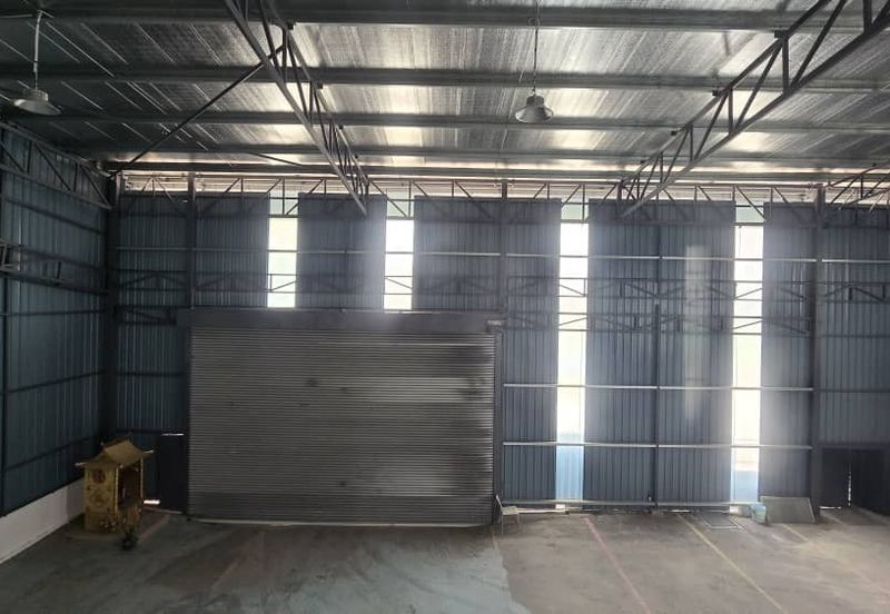 1.5 Storey Semi-D Factory Freehold Cheras (Q5191)