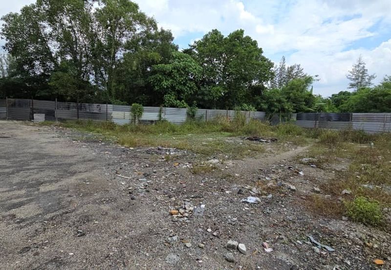 1.5 Storey Semi-D Factory Freehold Cheras (Q5191)