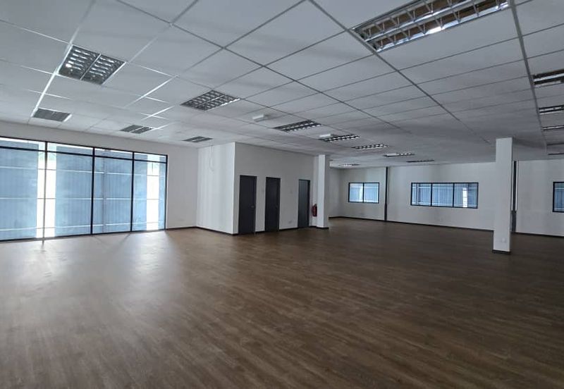 1.5 Storey Semi-D Factory Freehold Cheras (Q5191)