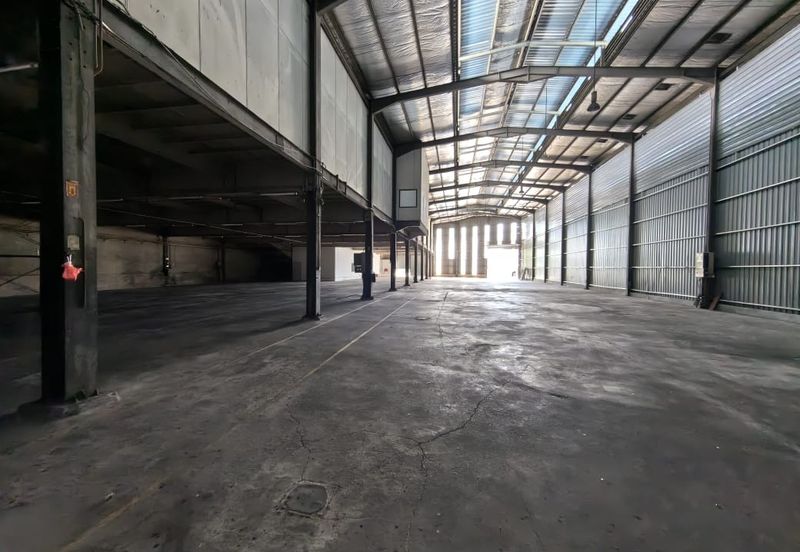 Warehouse Bandar Sungai Long Kajang (Q2692)
