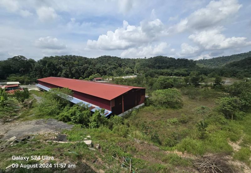 Commercial Land With Warehouse Nilai Negeri Sembilan (Q5251)