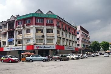2 Storey Shop Taman Bukit Indah Ampang (Q2820)