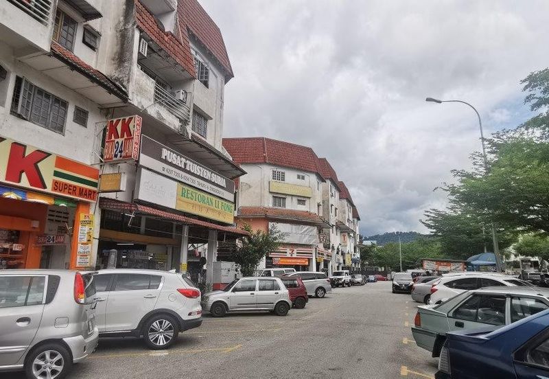 2 Storey Shop Taman Bukit Indah Ampang (Q2820)