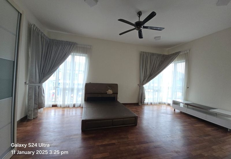 Villa Heights @ Equine Park