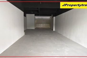 Pusat Perdagangan Seri Kembangan