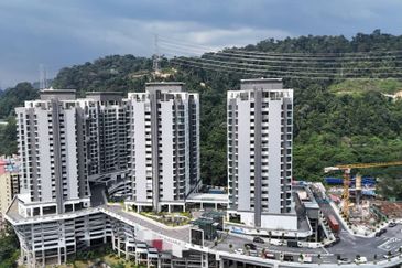 Brezza One Residency @ Brezza Hill