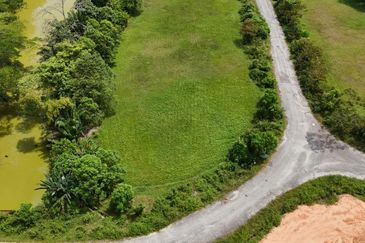 Taman Tasik Semenyih (Lake Residence)