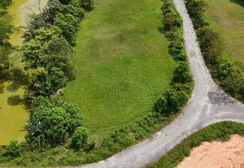 Taman Tasik Semenyih (Lake Residence)