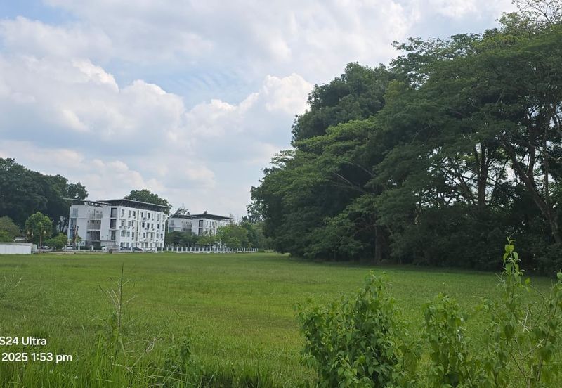 Taman Tasik Semenyih (Lake Residence)