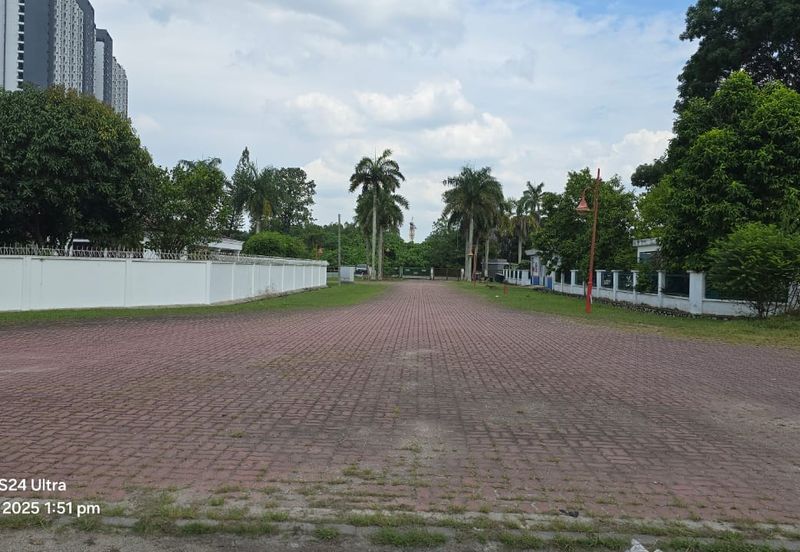 Taman Tasik Semenyih (Lake Residence)