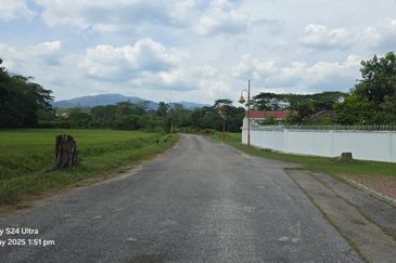 Taman Tasik Semenyih (Lake Residence)
