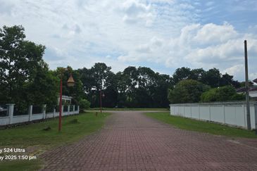 Taman Tasik Semenyih (Lake Residence)