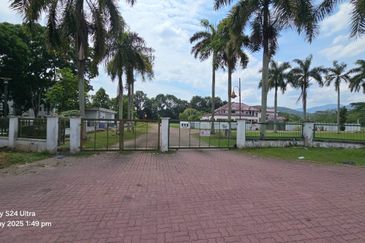 Taman Tasik Semenyih (Lake Residence)