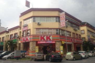 Shop Amapng Avenue Beside Pandan Indah (Q5307)