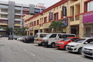 Shop Amapng Avenue Beside Pandan Indah (Q5307)