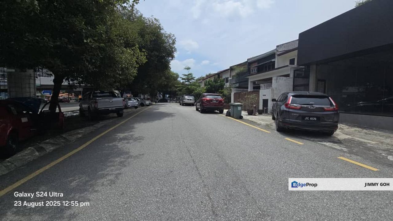 Showroom Beside MRR2 Highway Kuala Ampang (Q5510), Kuala Lumpur, Ampang