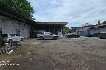 Warehouse,  Taman Sagar, Near Leisure Mall, Cheras (Q2280)