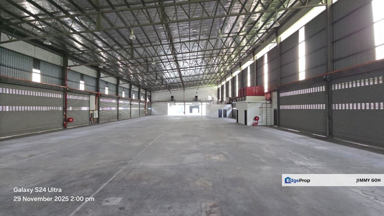 1.5 Sty Commercial Showroom Batu 11, Balakong (Q5346), Selangor, Cheras