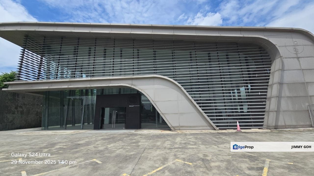 1.5 Sty Commercial Showroom Batu 11, Balakong (Q5346), Selangor, Cheras
