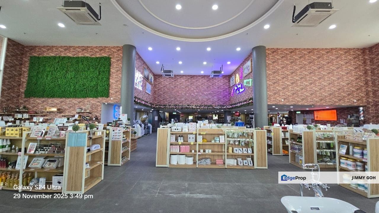 4 Storey Commercial Showroom Batu 13, Balakong (Q4203), Selangor, Cheras