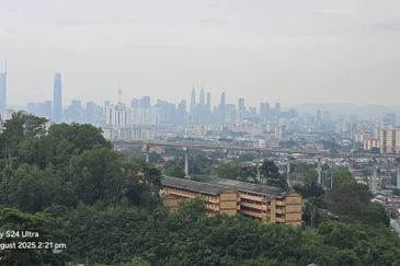 Brezza One Residency @ Brezza Hill