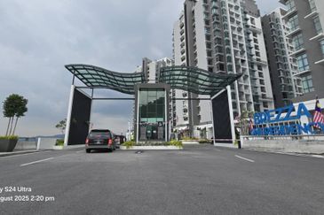 Brezza One Residency @ Brezza Hill