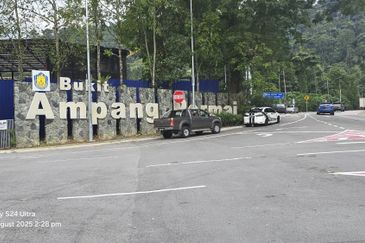 Brezza One Residency @ Brezza Hill