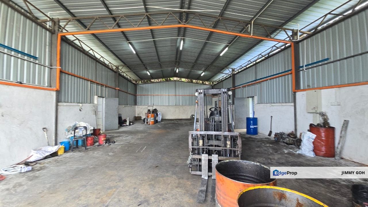 Warehouse Kampung Tasik Permai, Ampang (Q2284), Selangor, Ampang