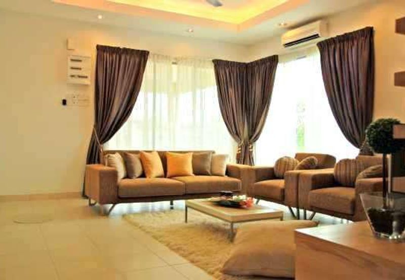 D'Anjung Teluk Pulai