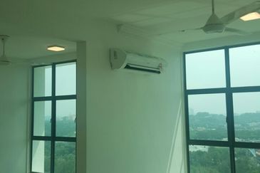 Vista Alam Serviced Apartment