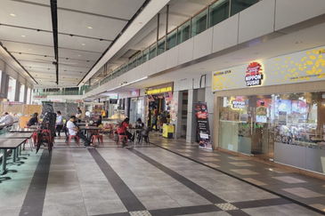 Vista Alam Serviced Apartment