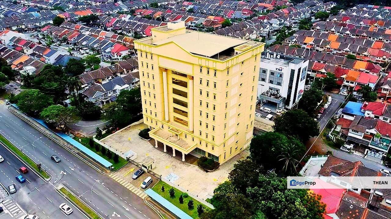 Prime Multi Storey Commercial Building With Car Park In Taipan USJ Subang Jaya, Selangor, Subang Jaya