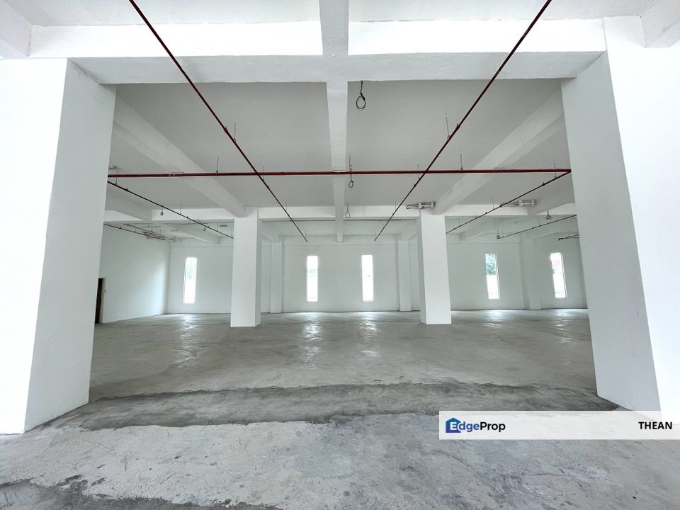 Prime Multi Storey Commercial Building With Car Park In Taipan USJ Subang Jaya, Selangor, Subang Jaya