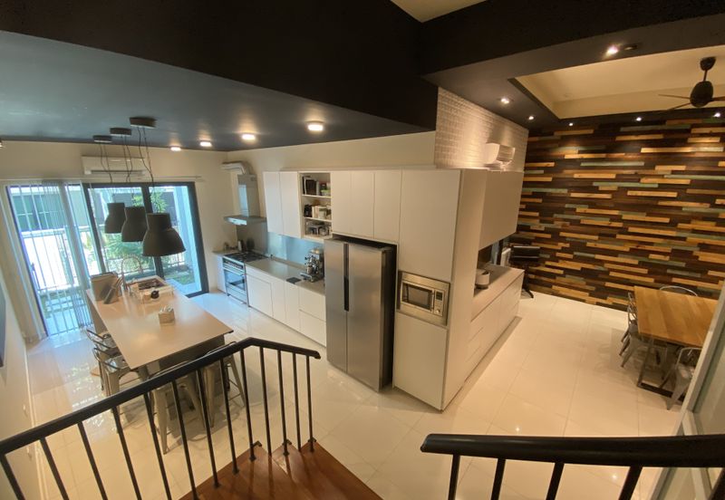 Duta Villa, Setia Alam