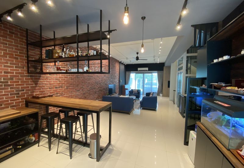 Duta Villa, Setia Alam