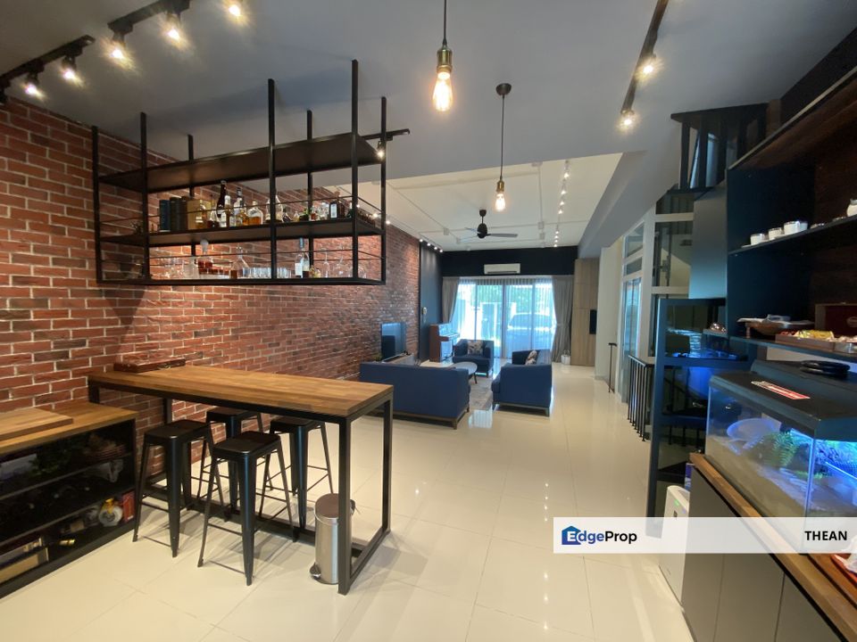 Exclusive Gated Guarded Hill Top Villa With Lift, Selangor, Setia Alam/Alam Nusantara