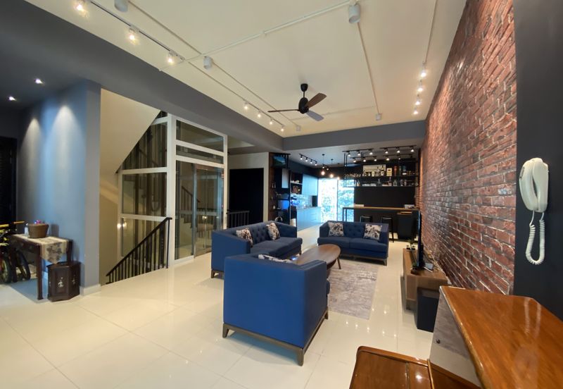 Duta Villa, Setia Alam