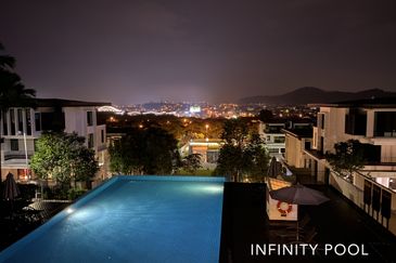 Duta Villa, Setia Alam