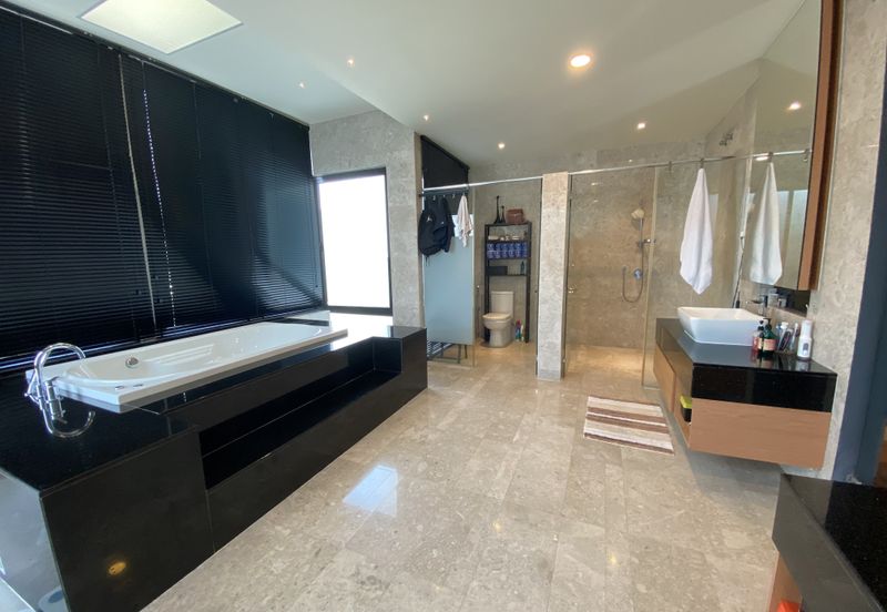 Duta Villa, Setia Alam