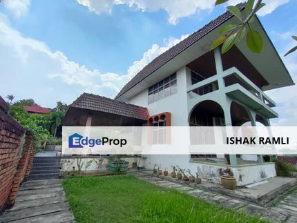 Hill top Double Storey Bungalow House Seksyen 11, Shah Alam, Selangor, Shah Alam