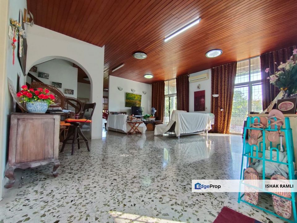 Hill top Double Storey Bungalow House Seksyen 11, Shah Alam, Selangor, Shah Alam