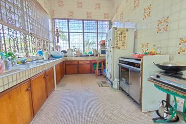 Seksyen 11, Shah Alam